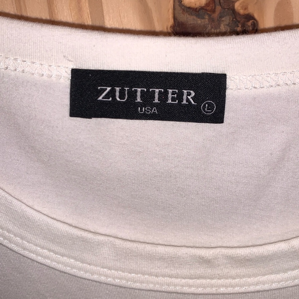 White Sleeveless Top Size Large - Picture 2 of 3